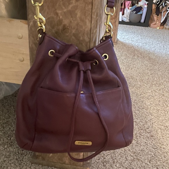 Coach Avery Burgundy Leather Bucket Bag - Picture 1 of 9